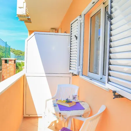Apartments Sunny Elza Hvar Town Exterior photo