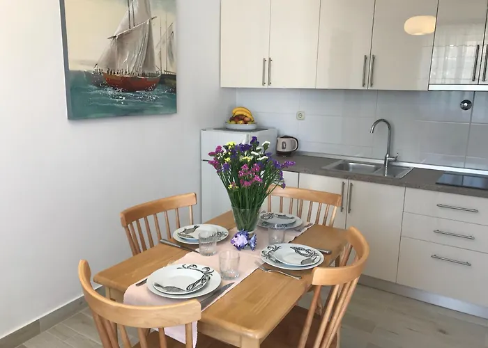 Apartments Sunny Elza