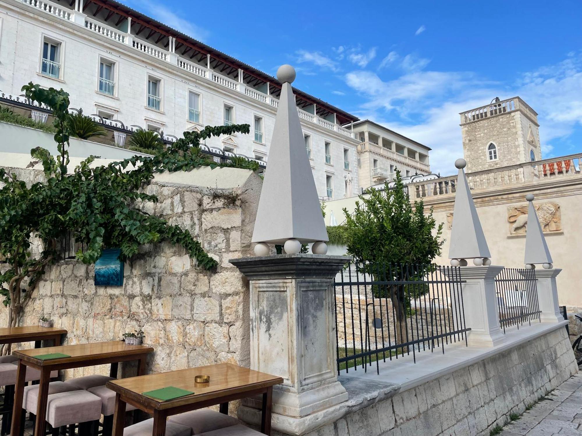 Sunny Elza Apartment Hvar Town